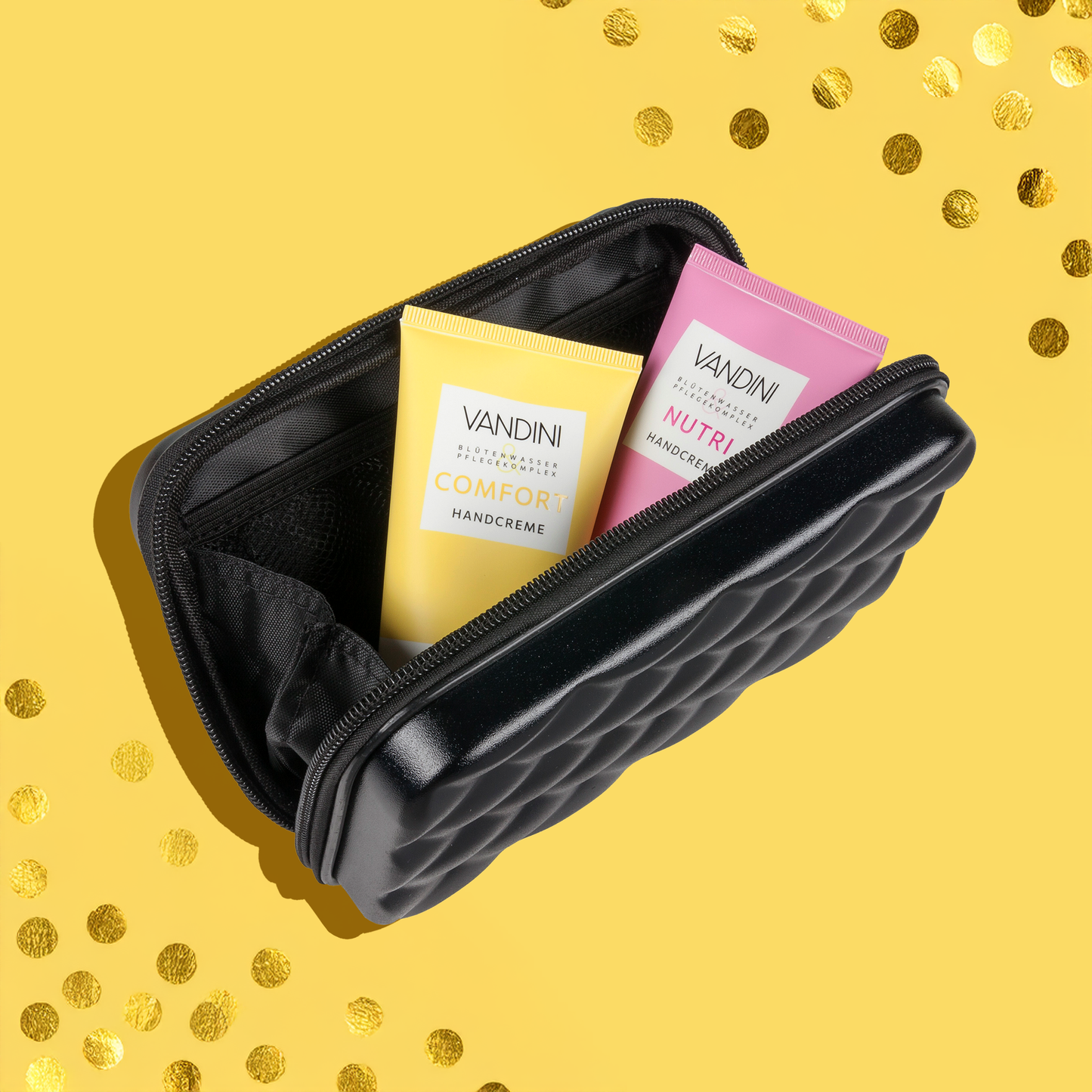 VANDINI  Handcremes im Ksoemtikkoffer schwarz mit  Pfingstrosenduft und Vanilleduft für normale bis trockene Haut, vegan & mikroplastikfrei